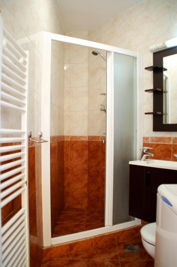 Gasparac - 30 Meters From The *
